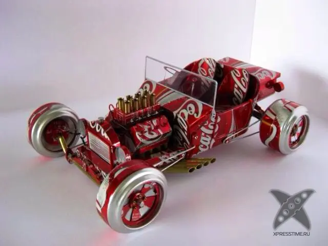 Автомобили из жестяных банок