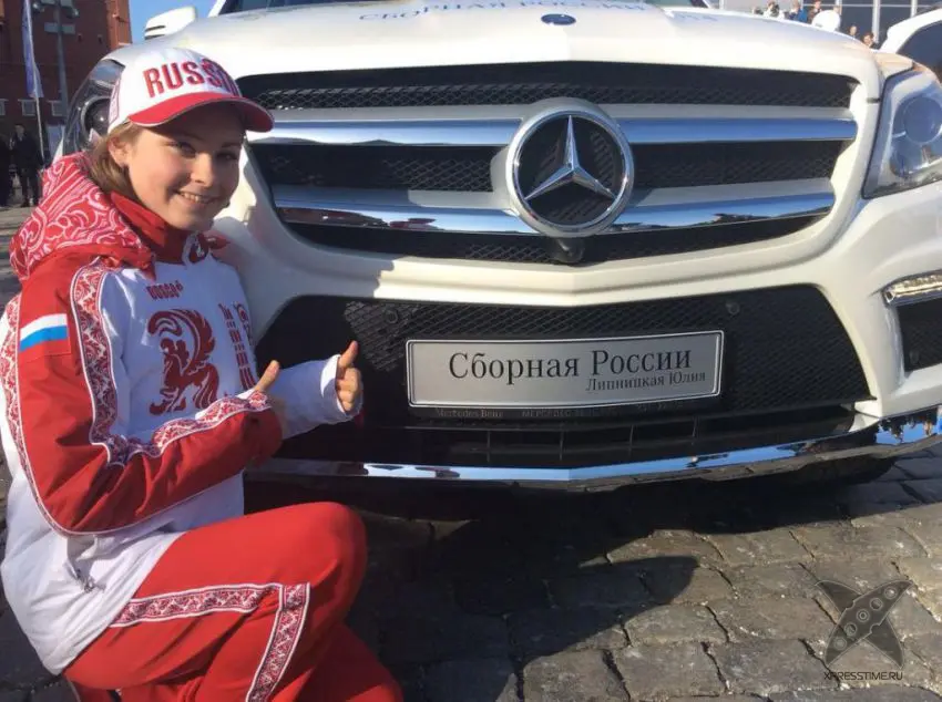 Олимпийские чемпионы получили мерседесы