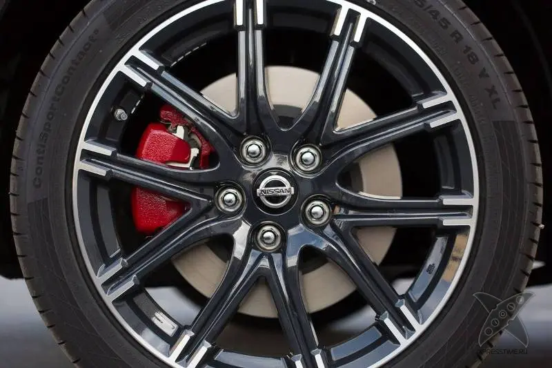 Nissan Juke стал спортивным Nismo RS