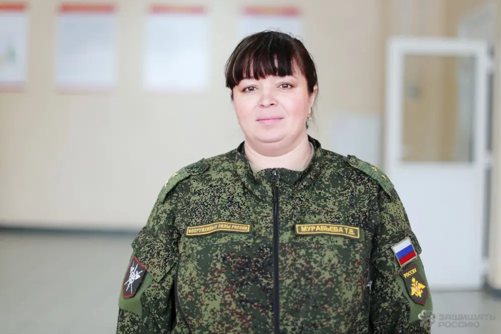 Шведский стол в армии-13