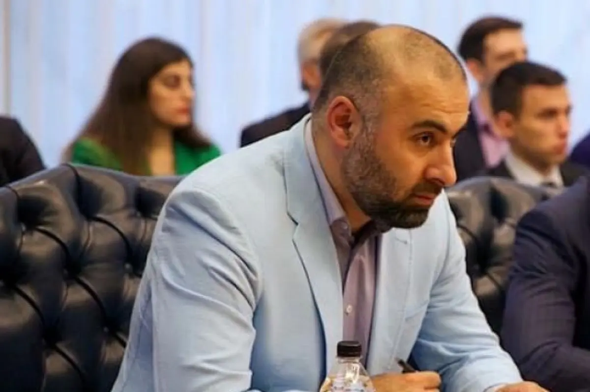 Председатель Набигулла, который ранее обращался к главам диаспор