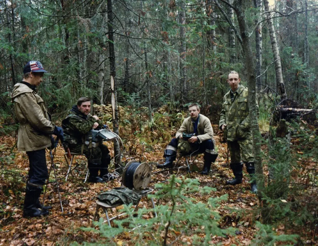 Моя бригада. Слева от меня - Константин Константинович, мой бессменный рабочий в течение 6 лет, справа - студенты.